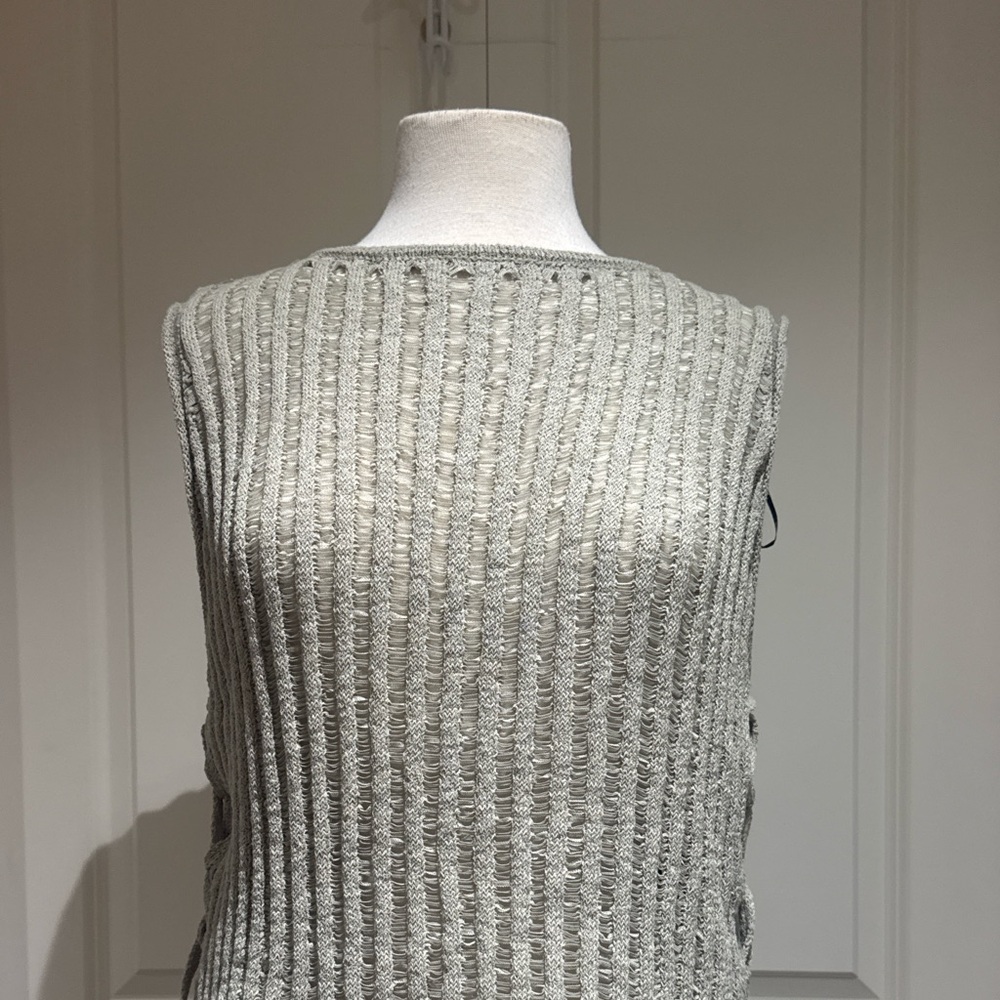 Divided Light Green Ribbed Tank Top - Picture 5 of 8